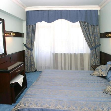 Otrar Hotell Almaty Rom bilde